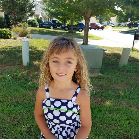 Meet your Posher, Lisa - Picture 1 of 1